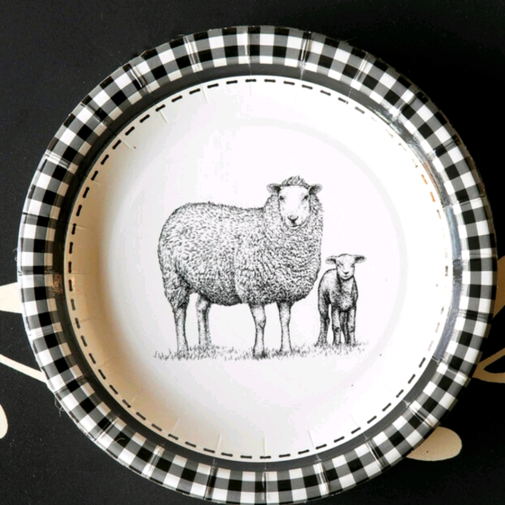 Set of 6 | Black & White Sheep Paper Plates (8ct)